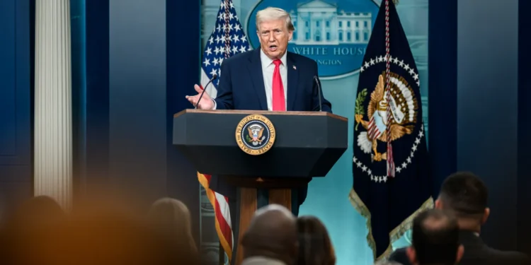 EUA obrigam país a investir em energia solar para não depender do petróleo venezuelano