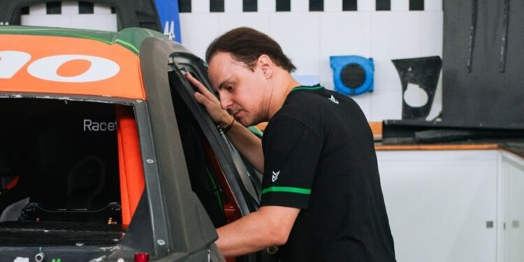 Felipe Massa fica cada vez mais rico sendo sócio de rede com mais de 700 lojas
