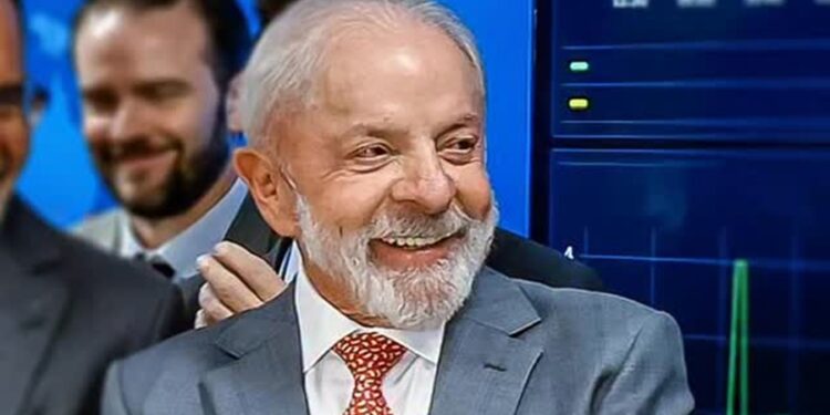 Arroz e feijão com preço reduzido após lei assinada por Lula