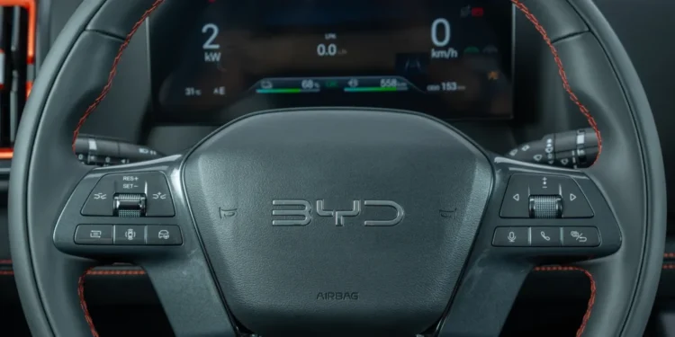 BYD vai lançar carro com bateria jamais vista aguentando até 1.000 km de autonomia