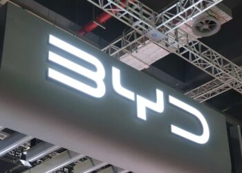 BYD coloca a mão na massa e nova linha de metrô será inaugurada após 12 anos e R$ 672 milhões investidos