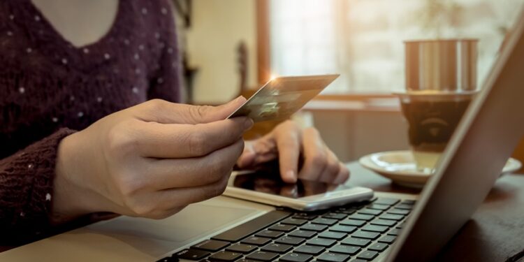 5 dicas do Banco Central para evitar cair em golpes financeiros