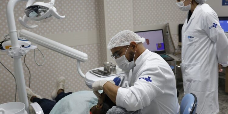 Número de dentistas pode aumentar drasticamente no Brasil com a implantação de novo programa