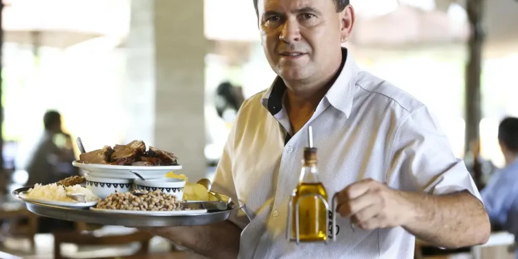 Nova tendência deixa crianças encantadas e pode ameaçar o emprego de garçons