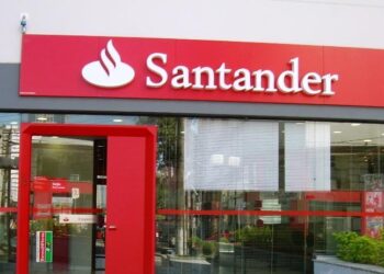 Clientes do Santander são alertados sobre golpe que está se espalhando pelo Brasil