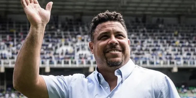 Ronaldo tem apartamento em BH que ocupa andar inteiro com 4 suítes valendo R$ 11 milhões