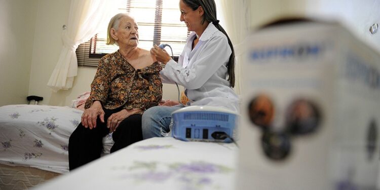 Advogados alertam quem está quase se aposentando sobre novas regras