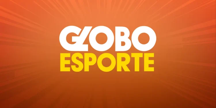 Apresentador do Globo Esporte lava carro ao vivo após perder aposta