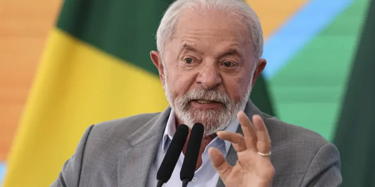 Lula libera R$ 2 bilhões e cidades por todo o Brasil terão ônibus com ar-condicionado