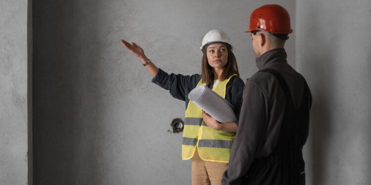 Arquitetos usam truque super simples para descobrir se há vazamento interno na parede ou é só uma mancha