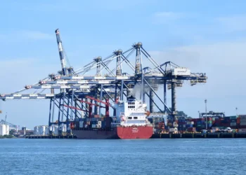 Maior porto da América Latina com 7,8 milhões de m² fica no Brasil e agora pode triplicar de tamanho