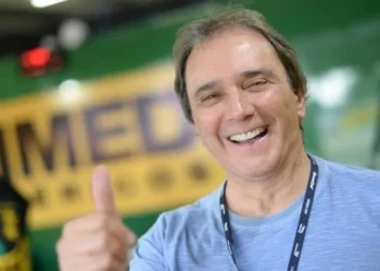 Reginaldo Leme foi convidado para continuar trabalhando na cobertura da Fórmula 1, agora no rádio