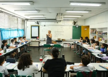 Nova regra vai garantir isenção do Imposto de Renda para mais de 73% dos professores da educação básica em 2026