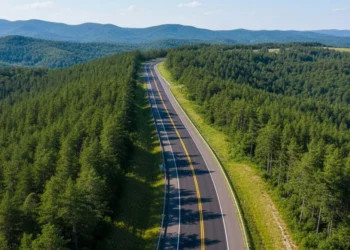 Governador com 63% de aprovação separa R$ 90 milhões para construir rodovia de 24 quilômetros