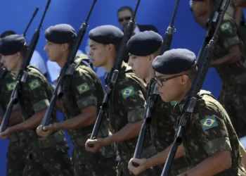 Homens com até 45 anos podem ser convocados para lutarem na guerra caso o Brasil participe