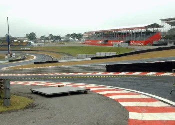 Vitória na Justiça vai render R$ 1,8 milhão para ex-piloto brasileiro da Fórmula 1