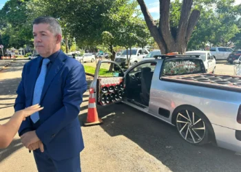 Quem possui carro com som automotivo no Brasil terá que pagar até R$ 1.000 para regularização