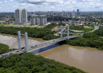 Governador com 82% de aprovação anuncia novo pacote de R$ 586 milhões em investimentos para a capital