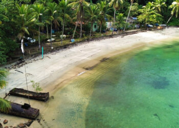 Ilha pouco conhecida no Caribe Brasileiro é tão deslumbrante que parece ter saído de um quadro