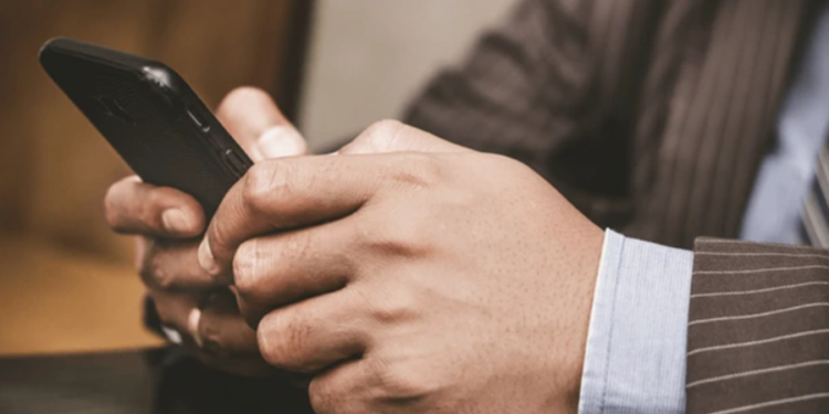 Dispositivo tratado como substituto dos celulares é eleito o produto mais inovador do ano