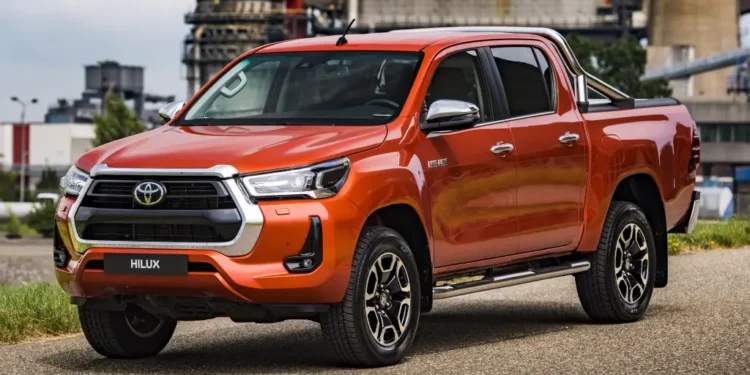 Picape concorrente da Hilux e Amarok sai de linha no Brasil após 34 anos