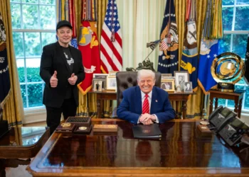 Plutão pode voltar a ser planeta após apoio de Donald Trump e Elon Musk