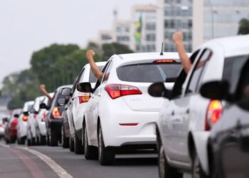 Uber abre o jogo sobre deixar o Brasil após mudanças na Lei