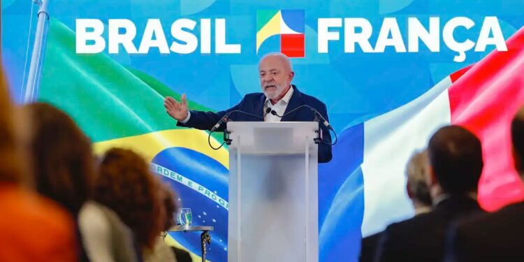 Brasil se aproxima de 2 novos acordos internacionais com China e França