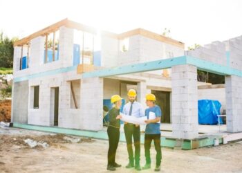 Quanto custa construir uma casa com 3 quartos e piscina em 2026?
