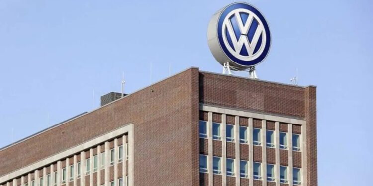 Sucessor do Gol é sucesso de vendas no Brasil e Volkswagen decidiu reajustar o preço em R$ 2.500