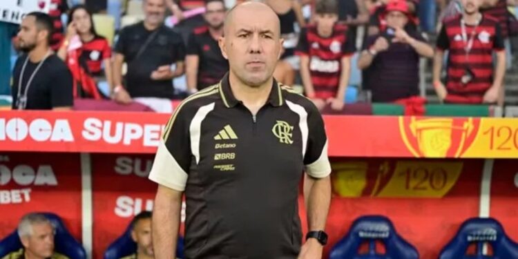 Técnico do Flamengo determina qual jogador deve arrumar as malas para ir embora
