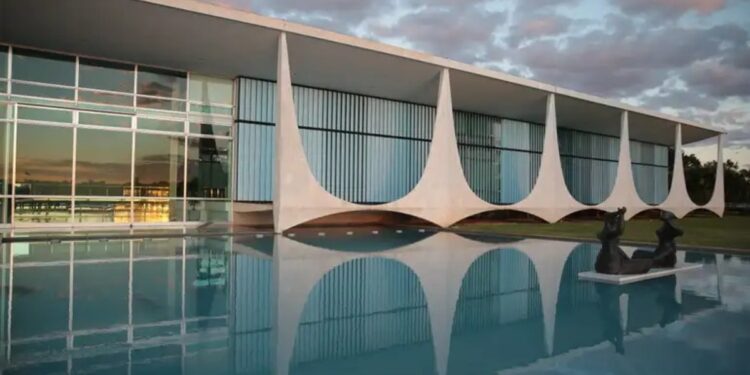 Lista atualizada de pré-candidatos à Presidência da República em 2026