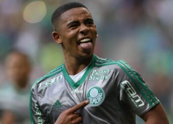 Gabriel Jesus define apenas duas condições para voltar ao Palmeiras