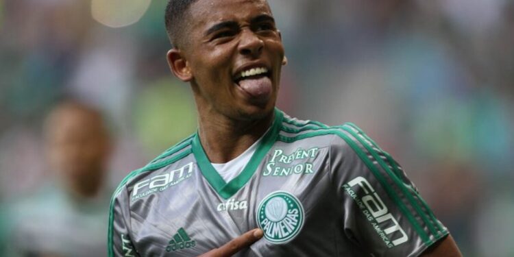 Gabriel Jesus define apenas duas condições para voltar ao Palmeiras