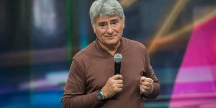Cleber Machado reaparece na Globo e pega muita gente de surpresa