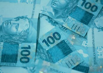 Valor mensal necessário para ser de classe média no Brasil nos deixou sem palavras