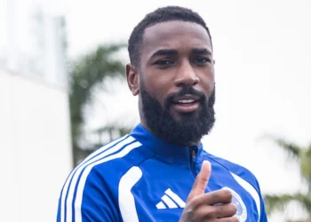 Confirmado: Gerson vai voltar a dividir o gramado com jogadores do Flamengo