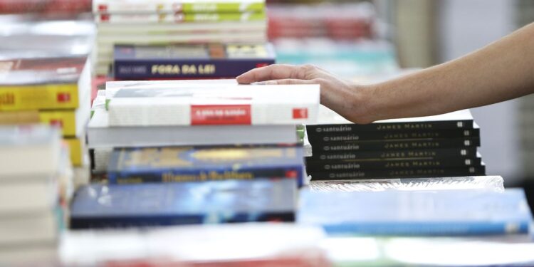 Rede de livrarias que chegou a ter mais de 1.000 funcionários e 17 lojas tem falência confirmada