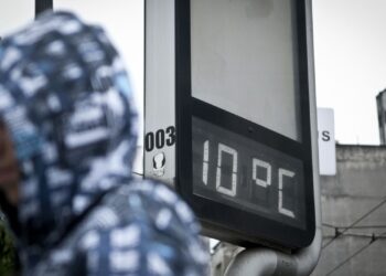 Horário de Inverno vai atrasar relógios em uma hora a partir da meia-noite de sábado no dia 4 de abril neste país