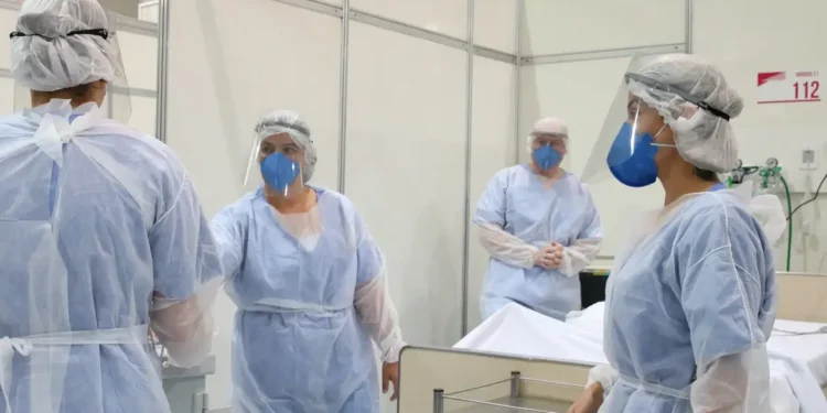 Superbactéria altamente resistente a antibióticos é detectada em pacientes de hospital brasileiro