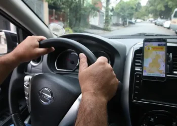 Motoristas que levaram multa de R$ 195 podem ter a cobrança suspensa pelo Governo Federal