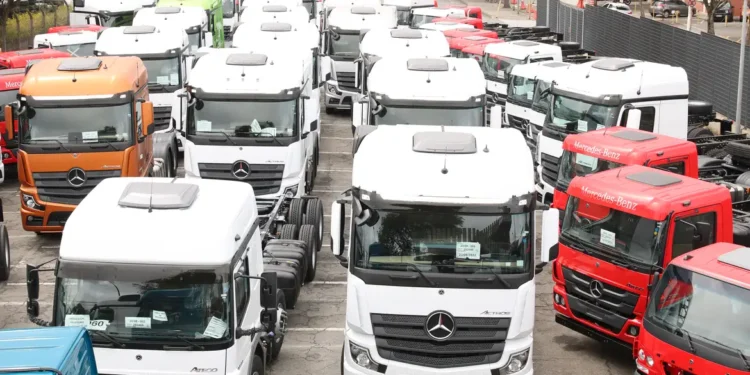 Transportadora com mais de 800 veículos que atendia cerca de 1.200 municípios declara falência