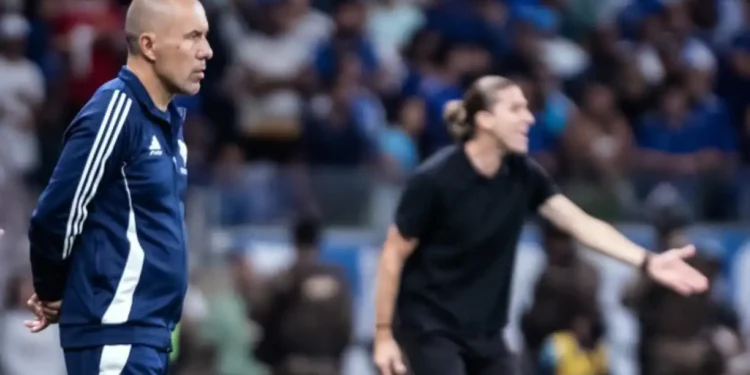 Enquanto Filipe Luís ganhava R$ 2,1 milhões no Flamengo, salário pedido por Leonardo Jardim é muito maior