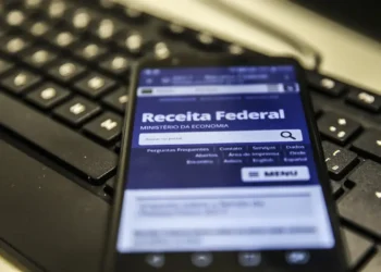 Este é o valor máximo que uma pessoa pode ganhar no ano sem declarar Imposto de Renda