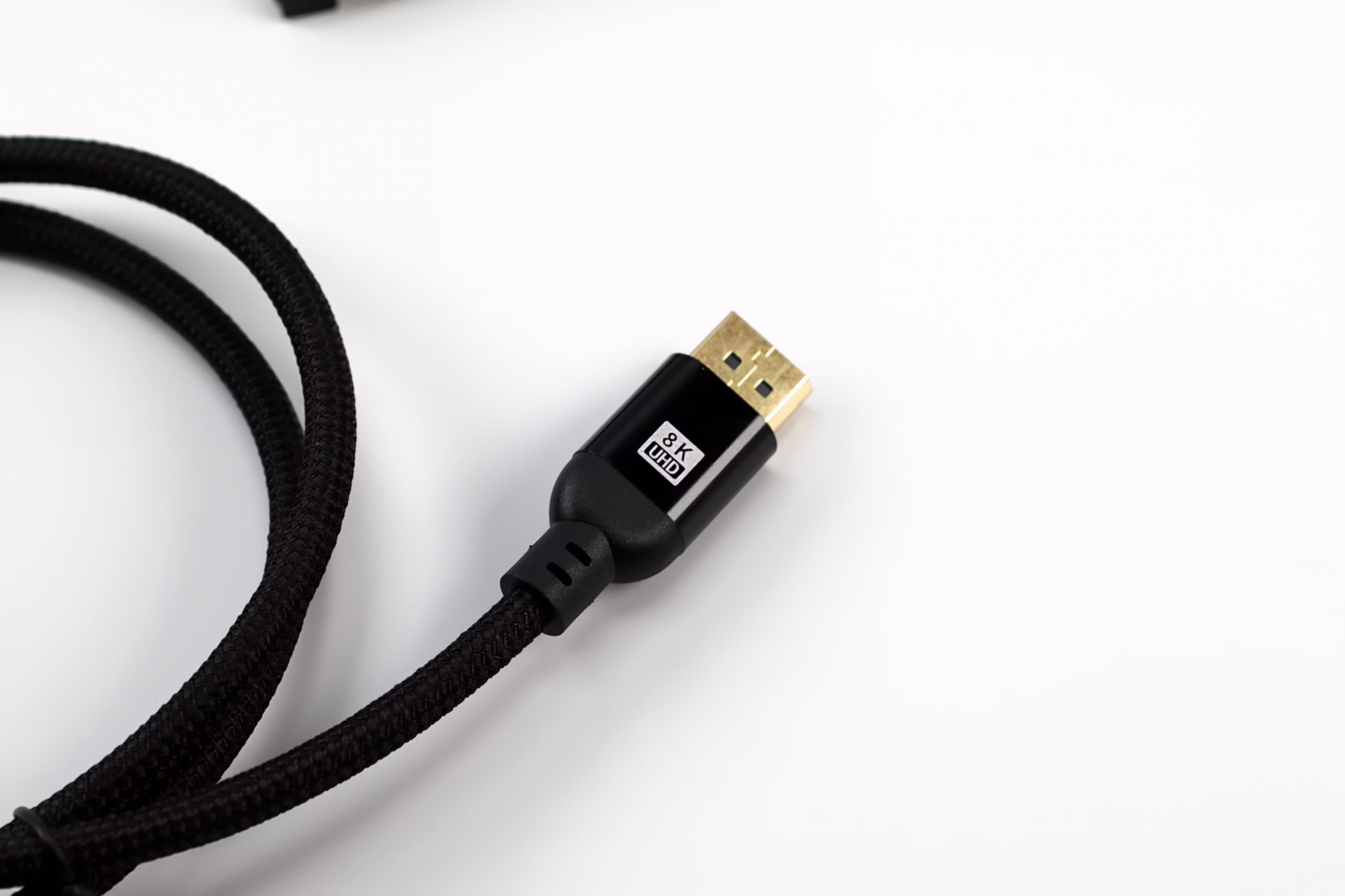 Adeus, cabo HDMI: nova tecnologia consegue transmitir em 4k a mais de 30 metros de distância