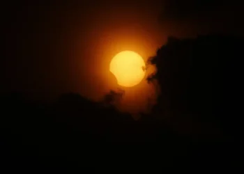 Maior eclipse da história vai desligar o Sol por alguns minutos e poderá ser visto na América do Sul