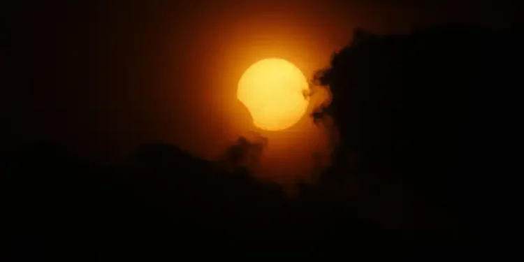 Maior eclipse da história vai desligar o Sol por alguns minutos e poderá ser visto na América do Sul