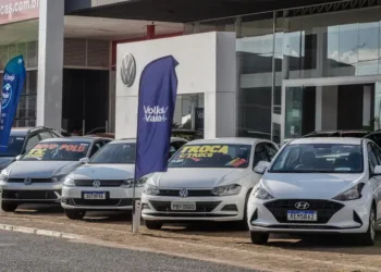 Montadora de veículos queridinha dos brasileiros vai cortar 50 mil empregos em suas operações até 2030