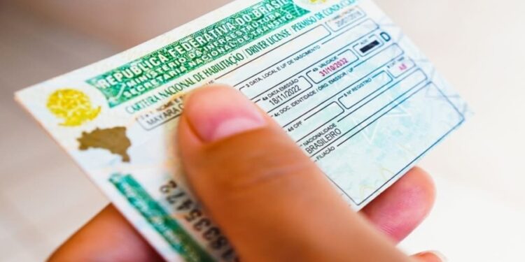 Alerta do CONTRAN sobre 3 motivos bastante comuns que geram cancelamento da CNH