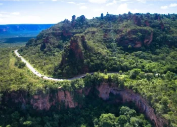 Estado quer construir novo túnel de 170 metros com investimento de R$ 54,8 milhões e asfalto inovador que dura 3x mais